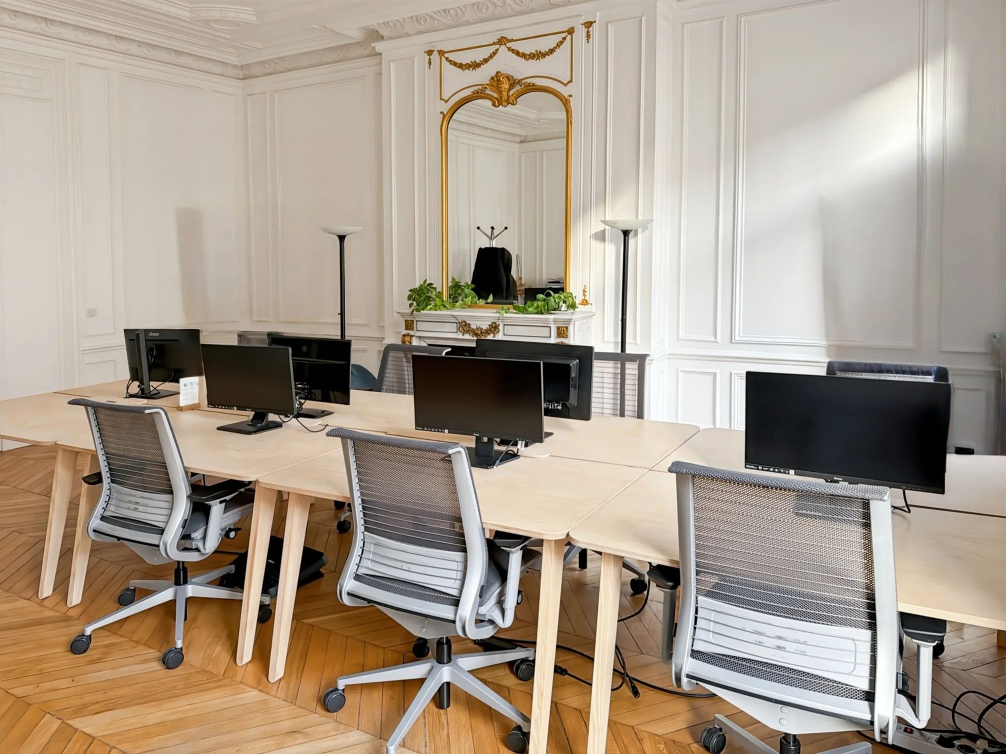 Coworking 6 m² – Paris (75008)