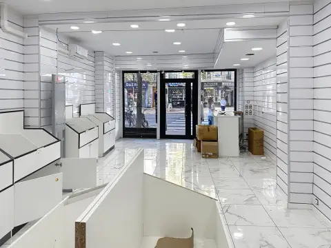 Commerce 123 m² – Paris (75010)