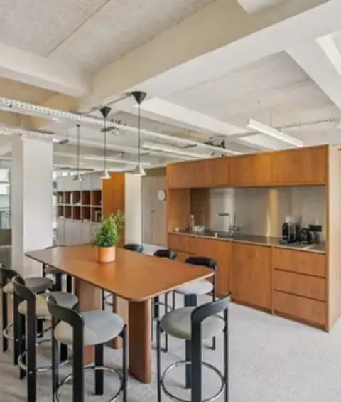 Bureau 360 m² – Paris (75010)