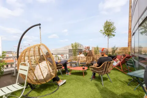 Bureau 147 m² – Saint-Denis (93200)