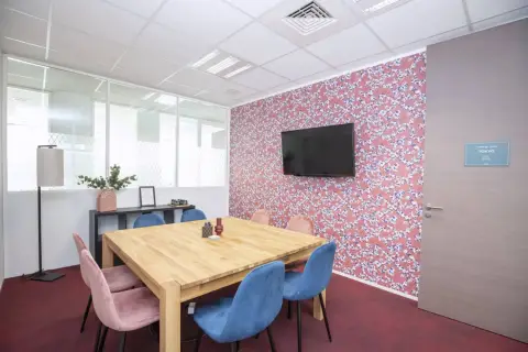 Bureau 147 m² – Saint-Denis (93200)
