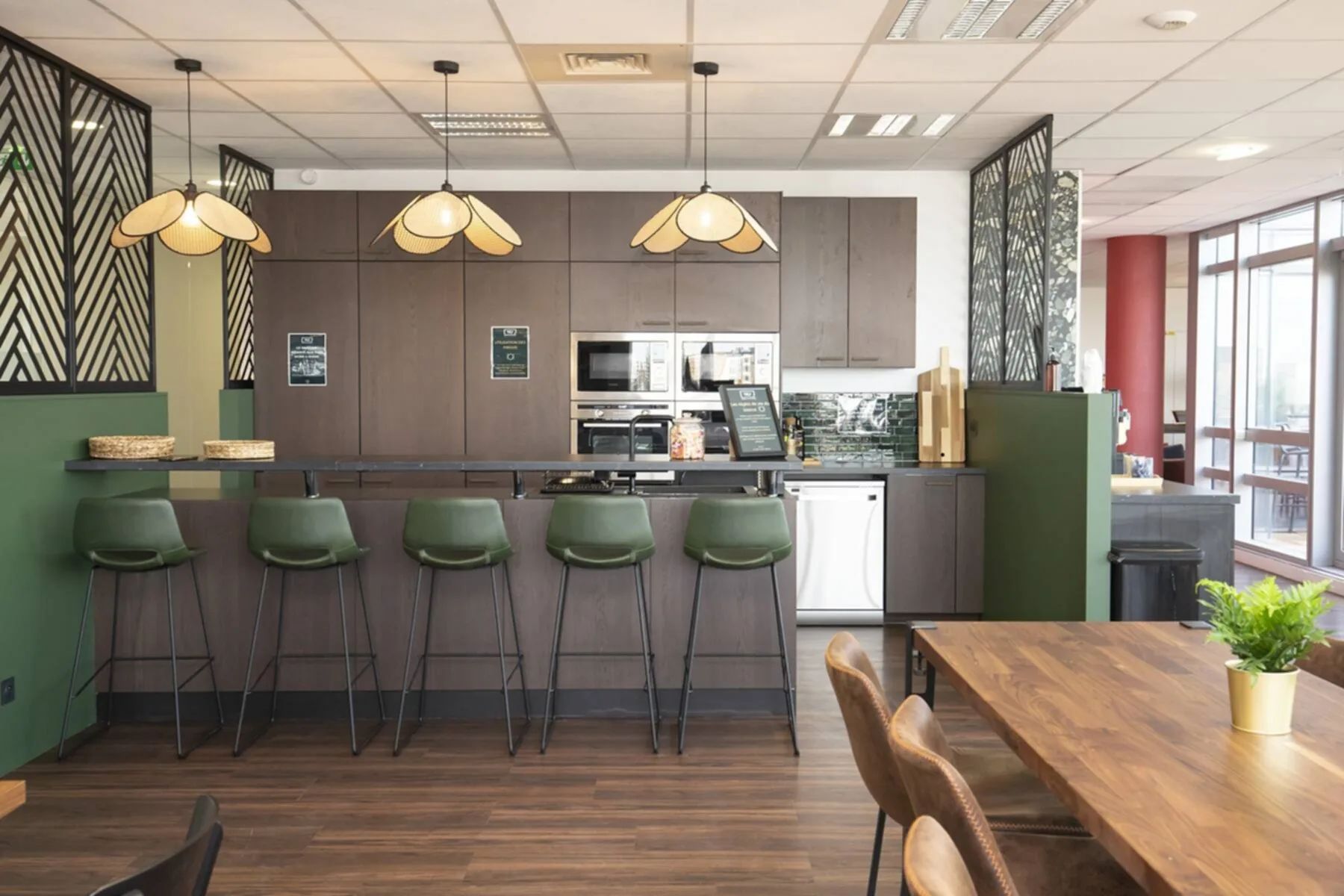 Bureau 147 m² – Saint-Denis (93200)