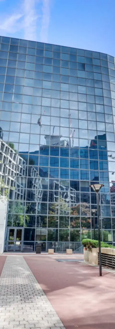 Bureau 5 554 m² – Courbevoie (92400)