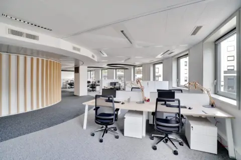 Bureau 5 554 m² – Courbevoie (92400)