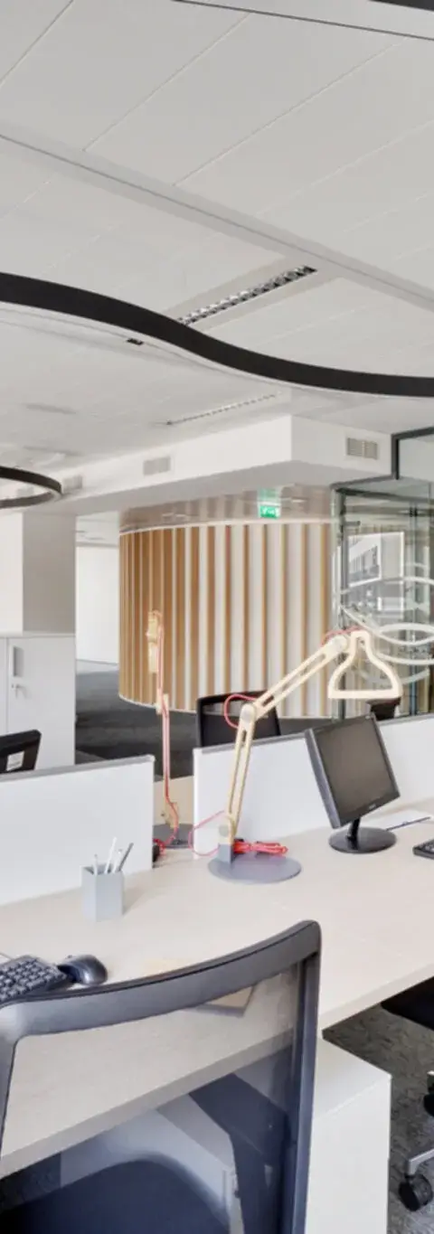 Bureau 5 554 m² – Courbevoie (92400)