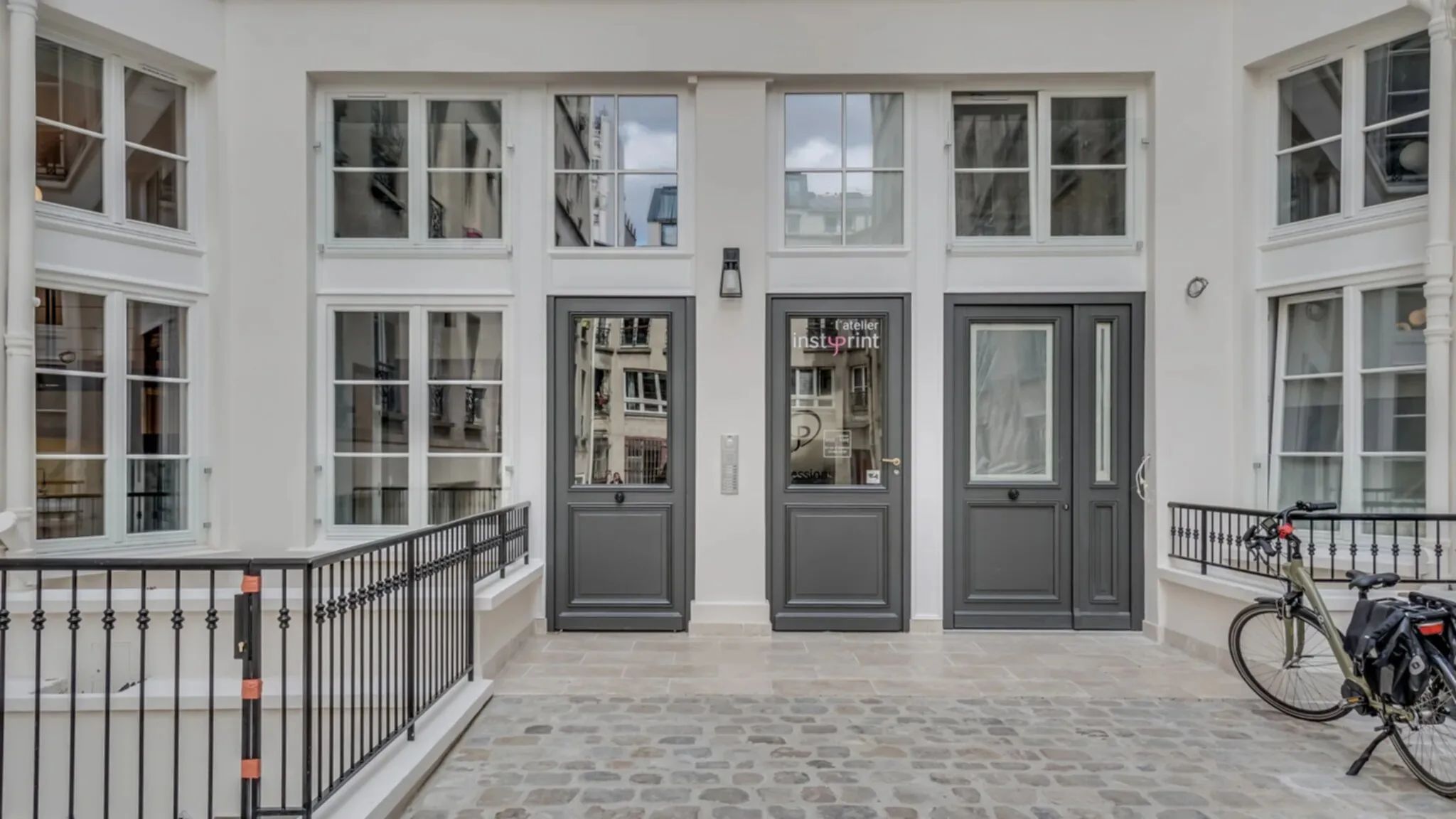 Bureau 354 m² – Paris (75010)