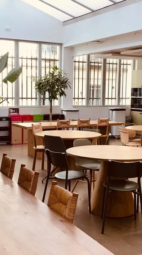 Bureau 2 916 m² – Paris (75010)