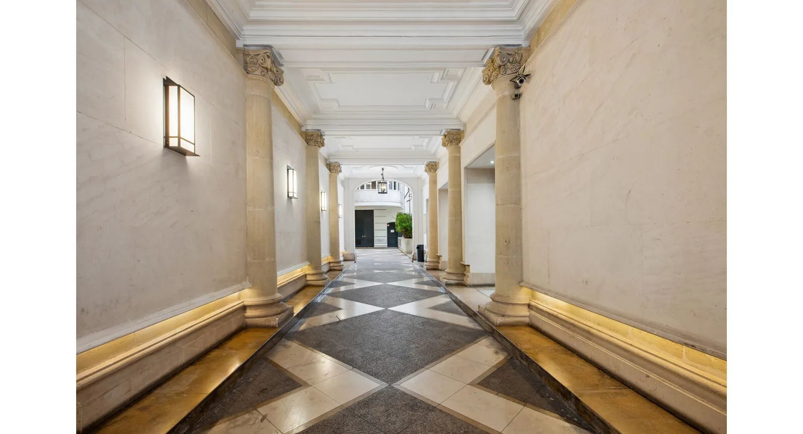 Bureau 409 m² – Paris (75009)