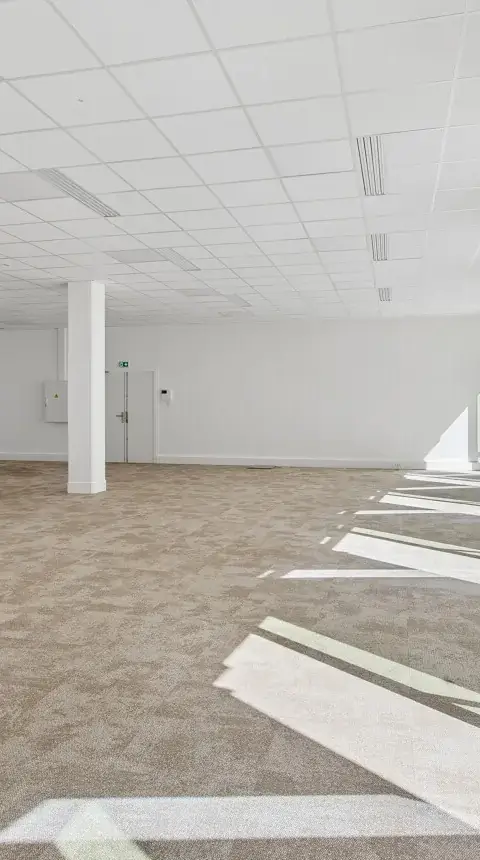Bureau 409 m² – Paris (75009)