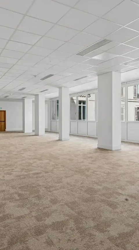 Bureau 409 m² – Paris (75009)