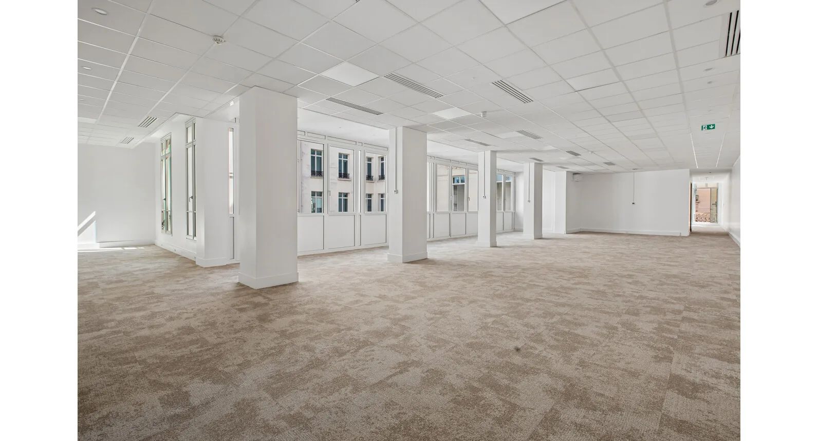 Bureau 409 m² – Paris (75009)