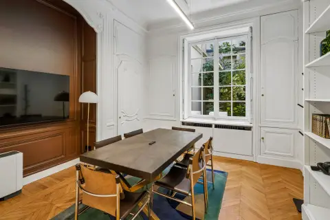 Commerce 62 m² – Paris (75017)