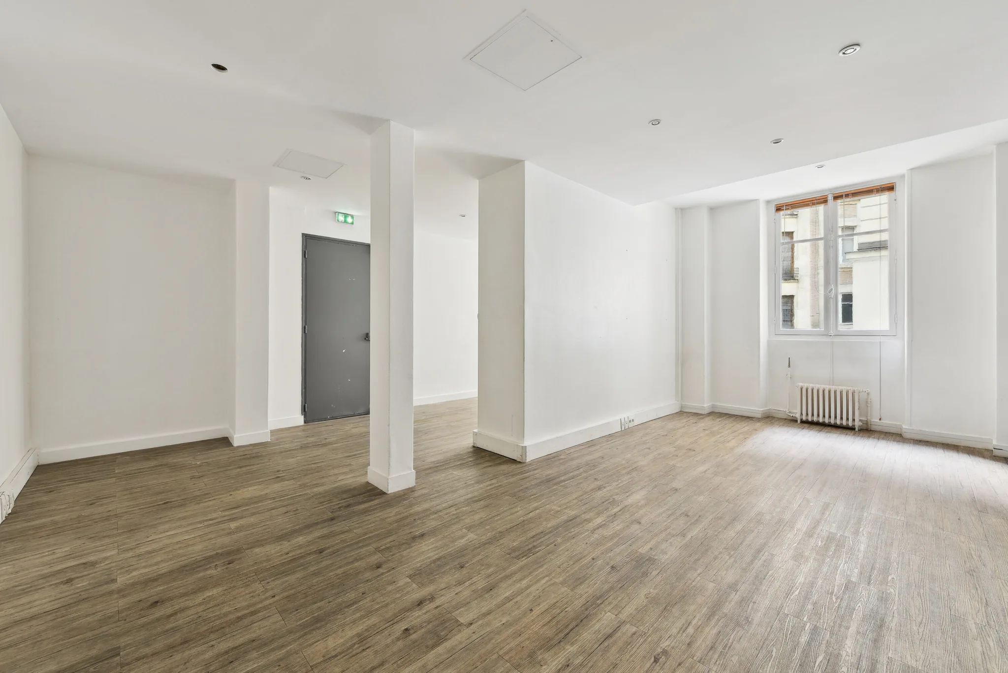 Bureau 606 m² – Paris (75016)
