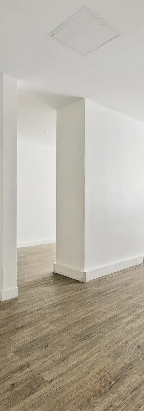 Bureau 606 m² – Paris (75016)