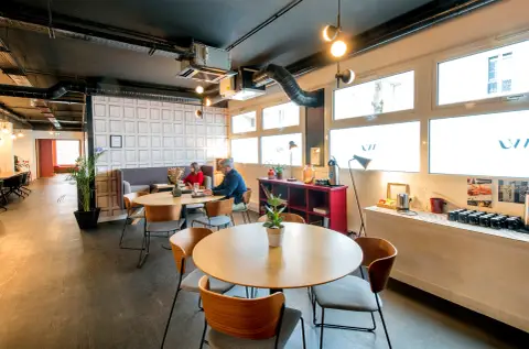 Bureau 92 625 m² – Clichy (92110)