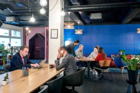 Bureau 92 625 m² – Clichy (92110)