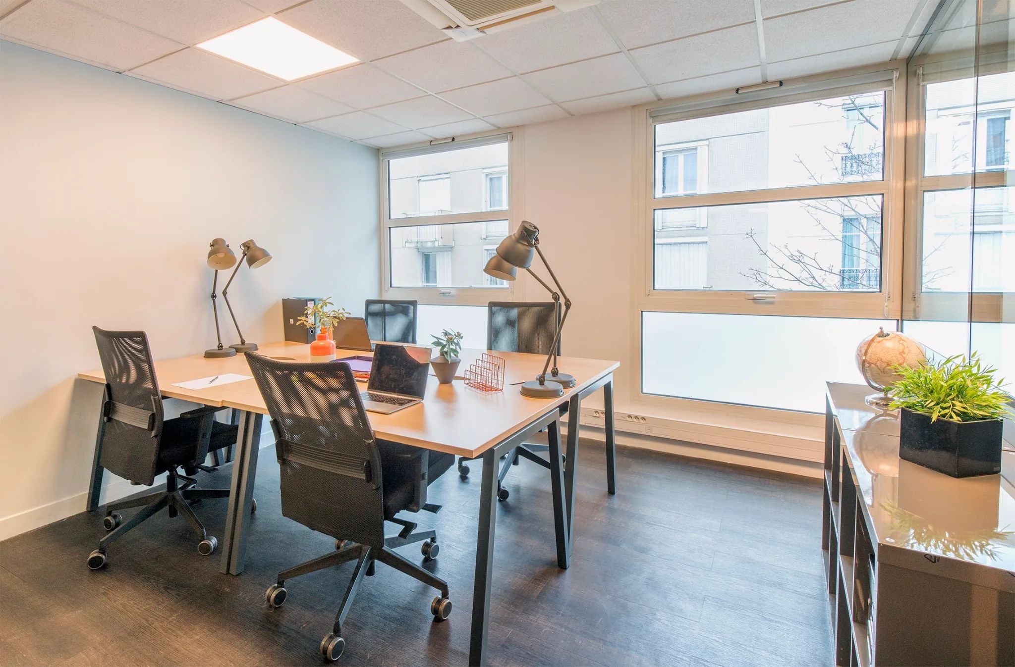 Bureau 92 625 m² – Clichy (92110)