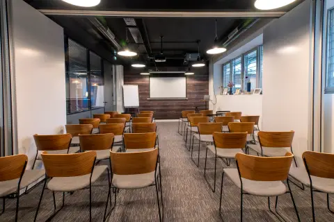 Bureau 92 625 m² – Clichy (92110)