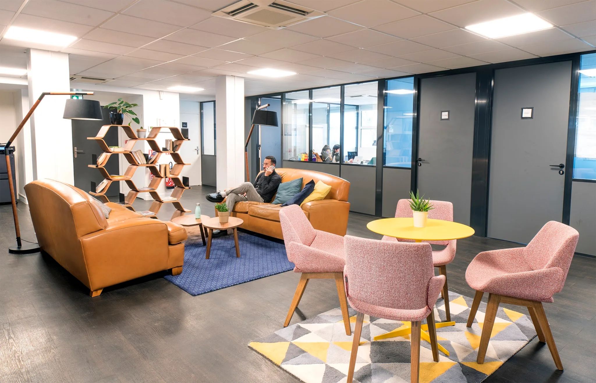 Bureau 92 625 m² – Clichy (92110)