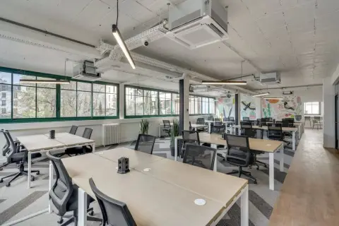 Bureau 280 m² – Paris (75019)