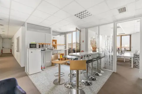 Bureau 170 m² – Paris (75011)