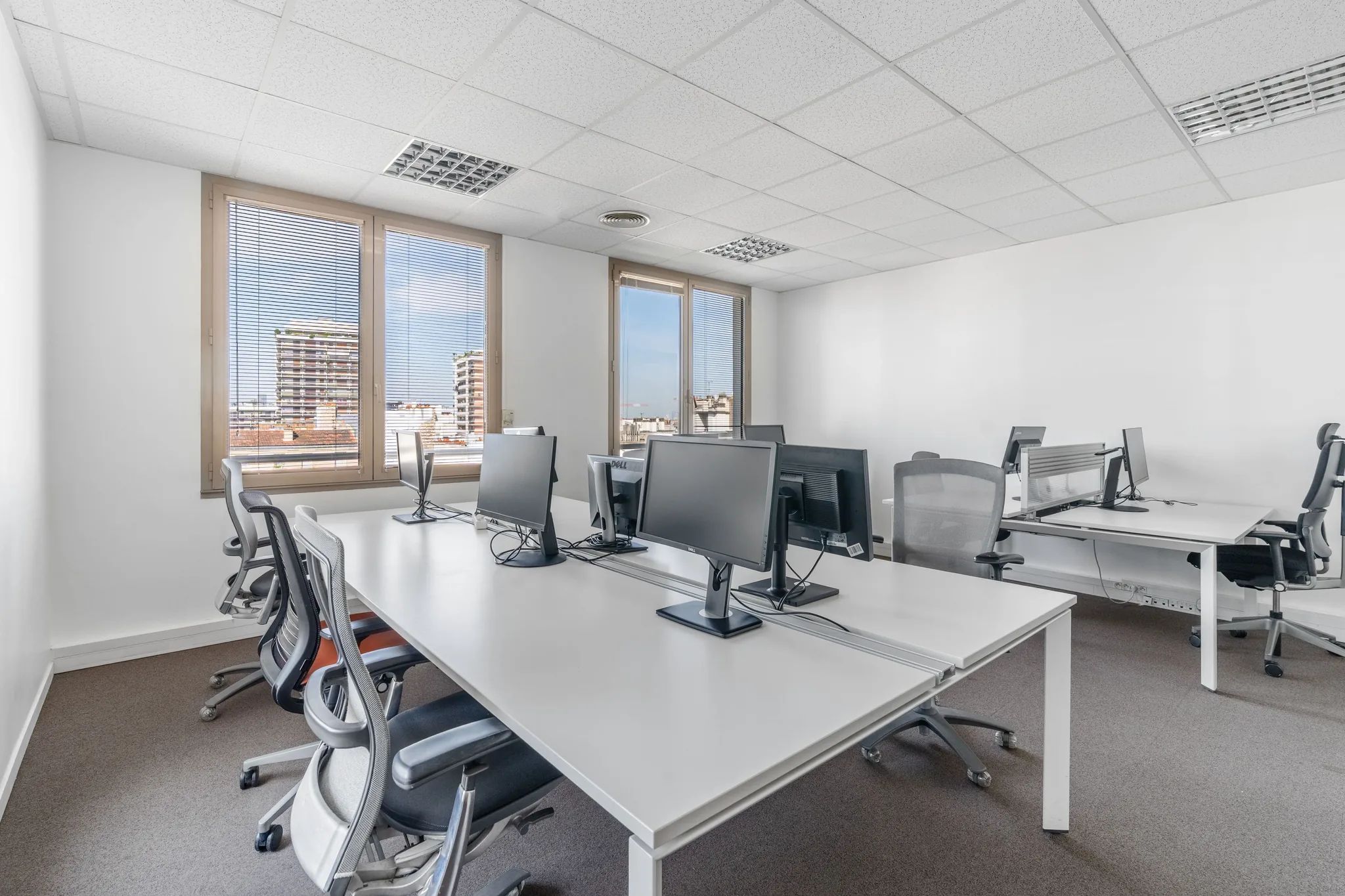 Bureau 170 m² – Paris (75011)