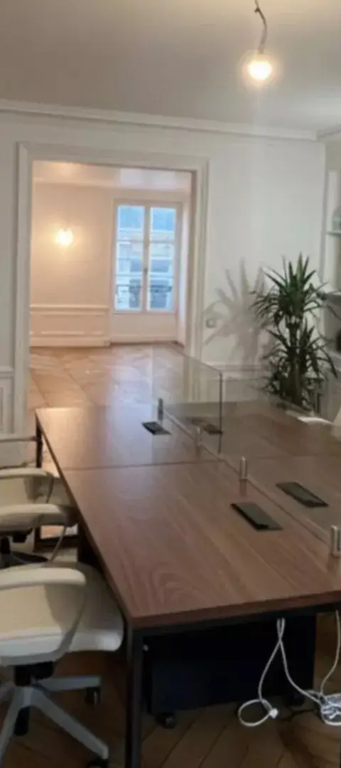 Bureau – Paris (75008)