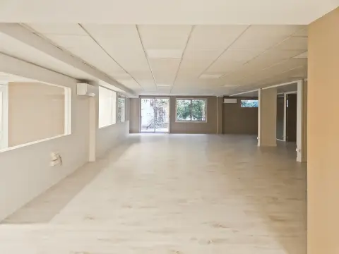 Bureau 421 m² – Paris (75015)