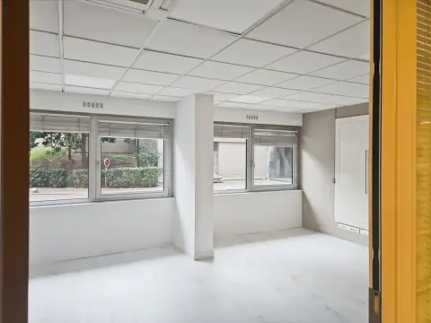 Bureau 421 m² – Paris (75015)