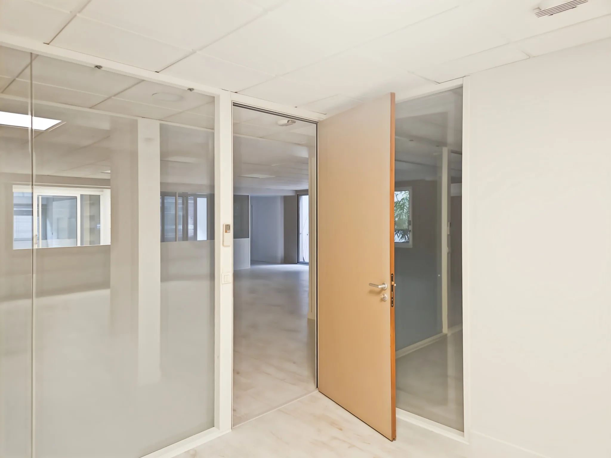 Bureau 421 m² – Paris (75015)