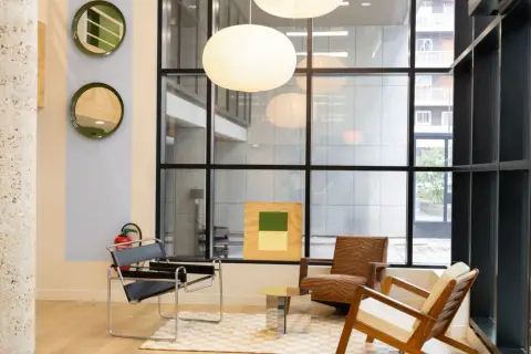 Bureau 1 218 m² – Levallois-Perret (92300)