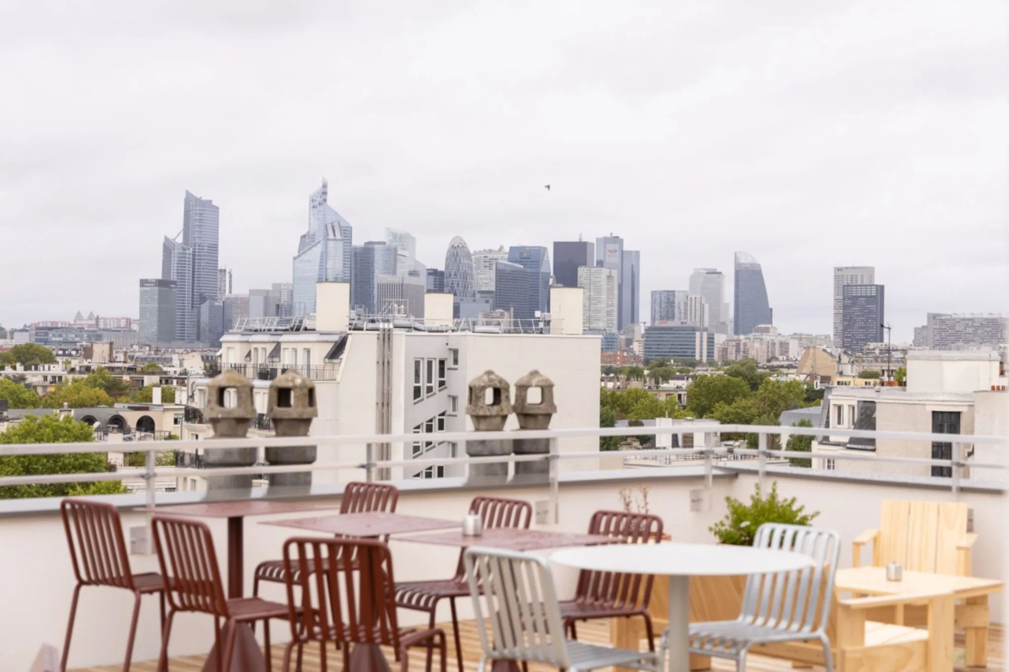 Bureau 1 218 m² – Levallois-Perret (92300)