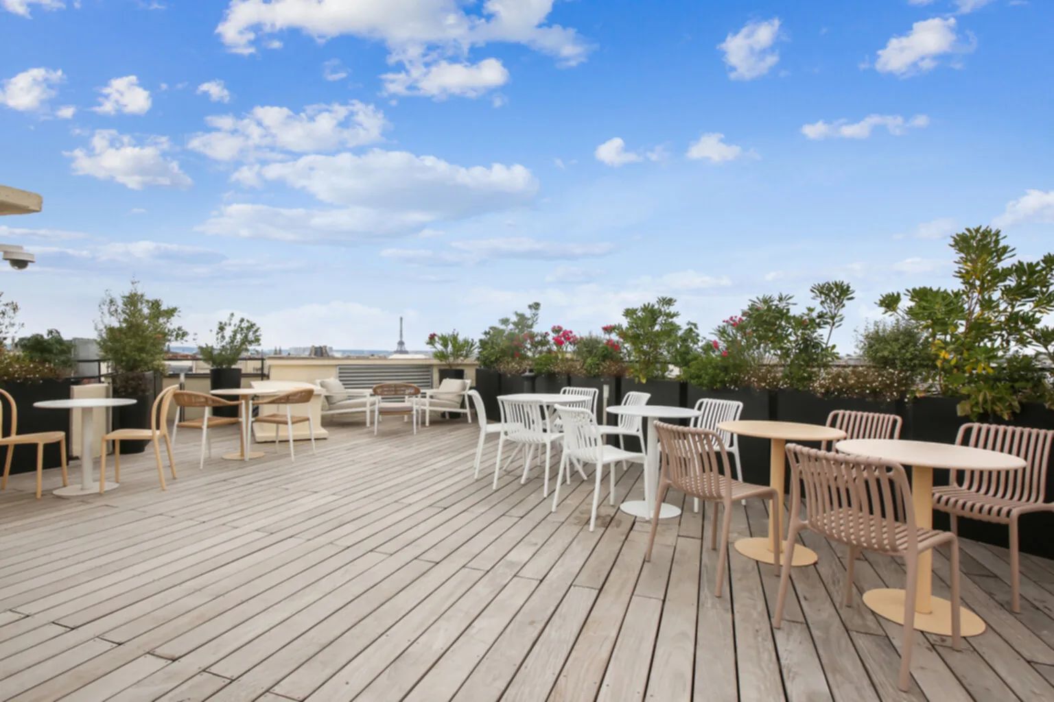 Bureau 1 220 m² – Paris (75002)