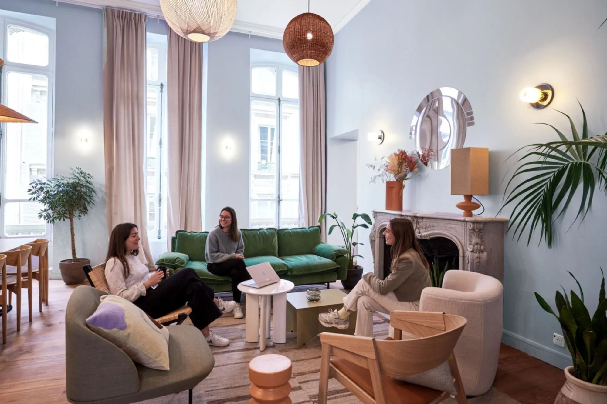 Bureau 270 m² – Paris (75008)