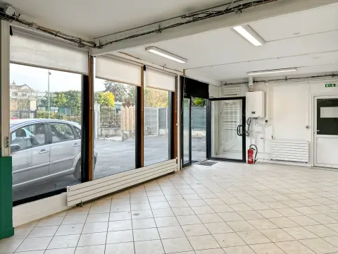 Bureau 336 m² – Garches (92380)