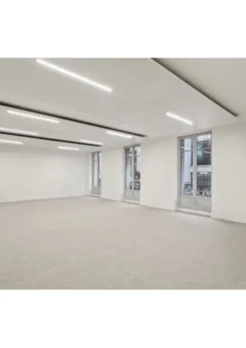 Bureau 375 m² – Paris (75008)