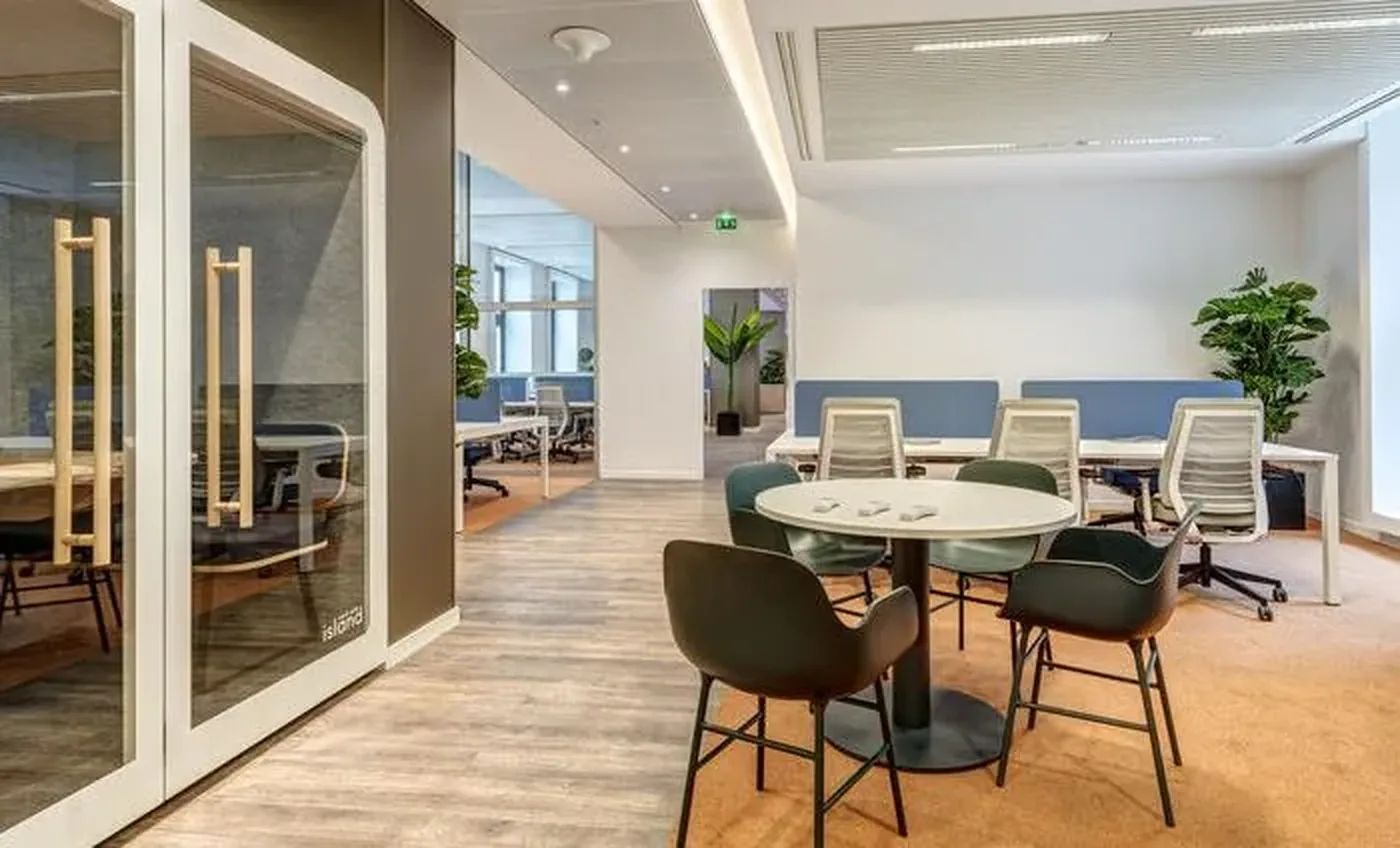Bureau 488 m² – Paris (75008)
