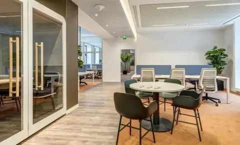 Bureau 488 m² – Paris (75008)