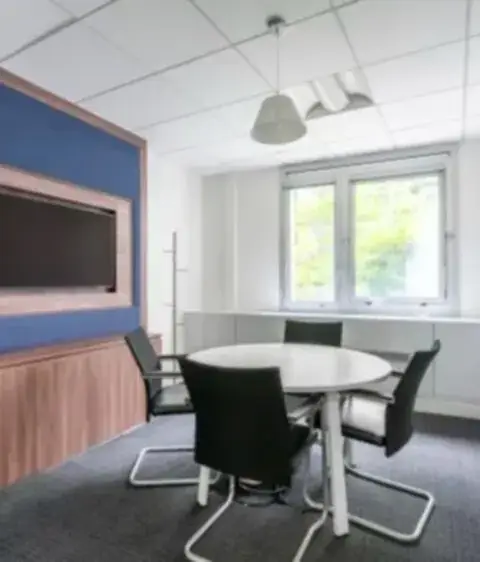 Bureau 280 m² – Neuilly-sur-Seine (92200)