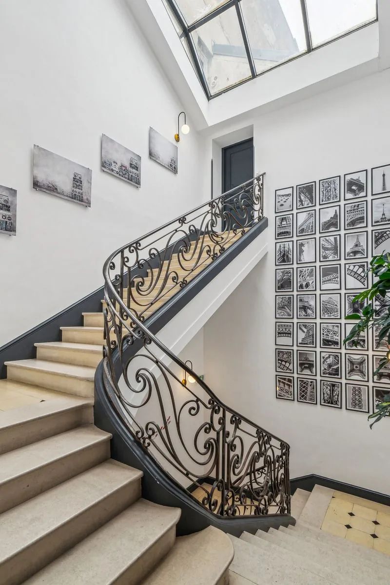 Bureau 186 m² – Paris (75003)