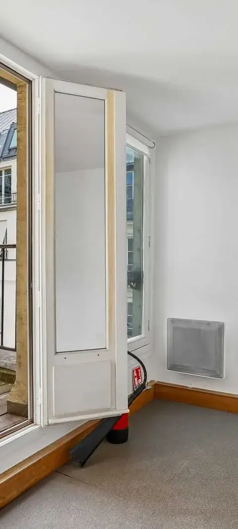 Bureau 92 m² – Paris (75002)