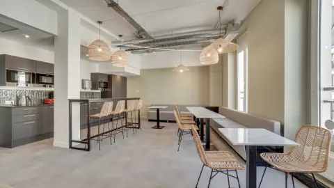Bureau 835 m² – Paris (75009)