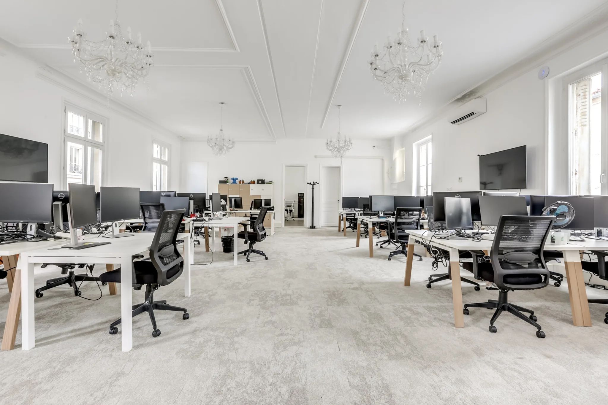 Bureau 344 m² – Paris (75011)