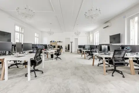 Bureau 344 m² – Paris (75011)