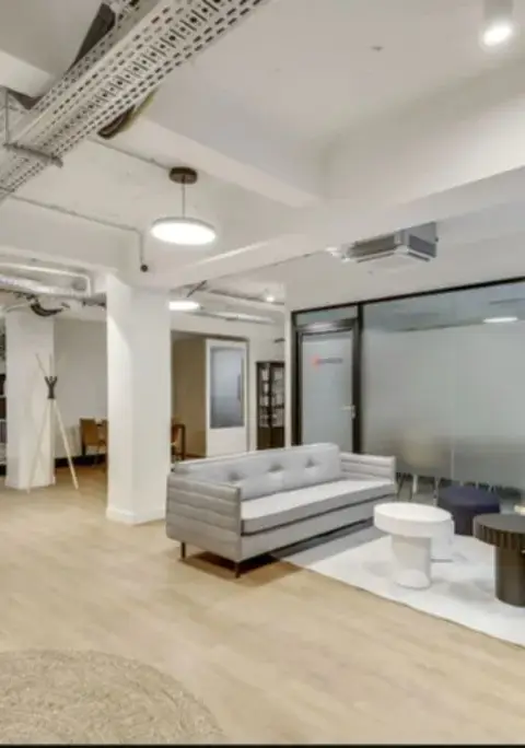 Bureau 660 m² – Paris (75002)