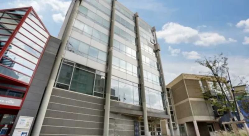 Bureau 1 842 m² – Issy-les-Moulineaux (92130)