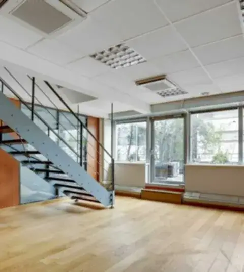 Bureau 1 842 m² – Issy-les-Moulineaux (92130)