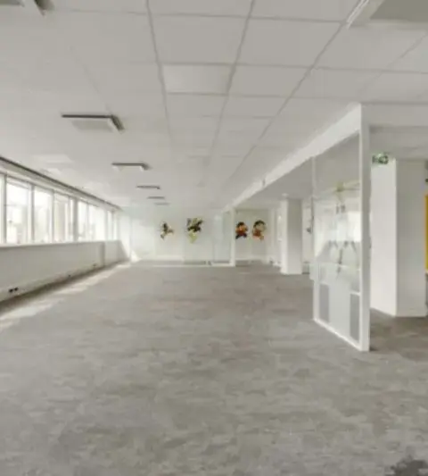 Bureau 1 842 m² – Issy-les-Moulineaux (92130)