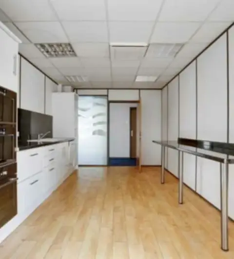 Bureau 1 842 m² – Issy-les-Moulineaux (92130)