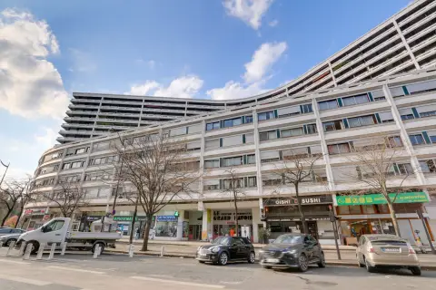 Bureau 207 m² – Paris (75015)